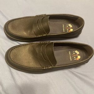 Cole Hann driving Mocs